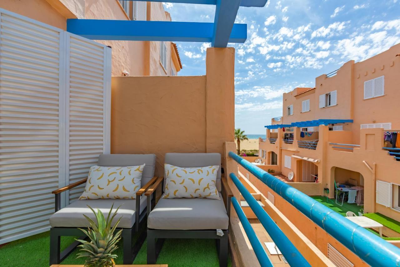 Beachfront, Pool, Terrace, Garage & Fibre Internet タリファ エクステリア 写真